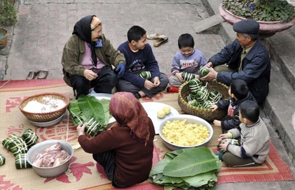 Cùng con gói bánh chưng giữ nếp nhà và giữ hồn tết việt - 2