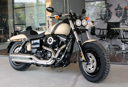  dyna fat bob - môtô lạ mắt của harley-davidson - 1