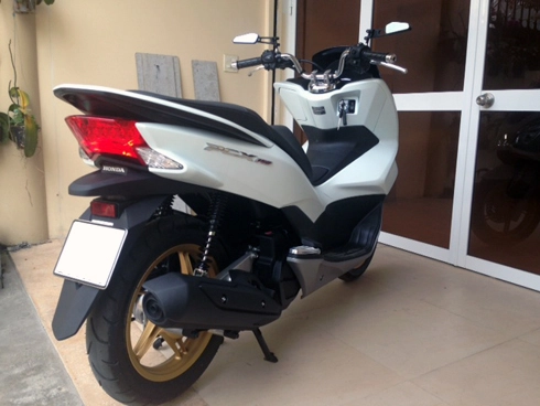  honda pcx150 2014 đầu tiên tại việt nam - 5