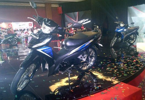  honda revo fi 2014 ra mắt tại indonesia - 2