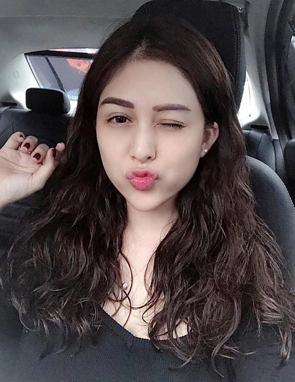 Hotgirl 20 tuổi quyết làm mẹ đơn thân vừa học đại học vừa kiếm tiền nuôi con - 1