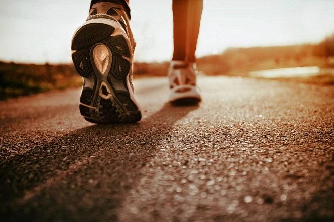 Làm thế nào để giảm cân nhanh chóng bằng việc đi bộ 30 phút mỗi ngày - 1