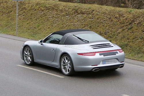  lộ ảnh porsche 911 targa thế hệ mới - 3