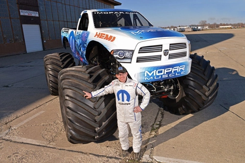  mopar muscle monster truck - xe bán tải khổng lồ - 1