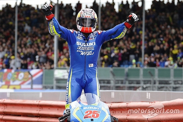 Motogp hình ảnh tay đua xuất sắc nhất chặng 12 - maverick vinales của team suzuki ecstar - 5