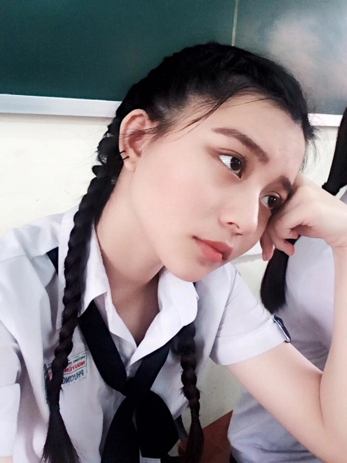 Ơn giời nữ sinh hot nhất trường nguyễn chí thanh đây rồi - 11