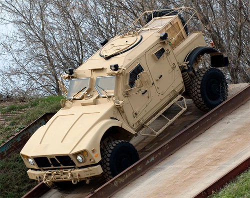  oshkosh m-atv - 4