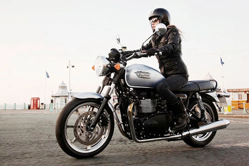  triumph ra mắt 10 mẫu môtô tại ấn độ - 1