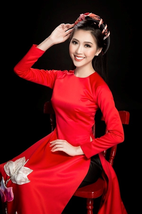 Tường linh xứng danh mỹ nhân diện áo dài đẹp nhất showbiz - 14