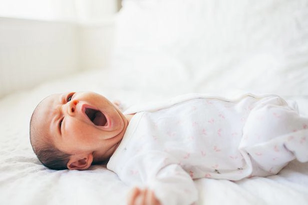 Tuyệt chiêu giúp trẻ sơ sinh khó ngủ say giấc sau vài lần áp dụng - 2
