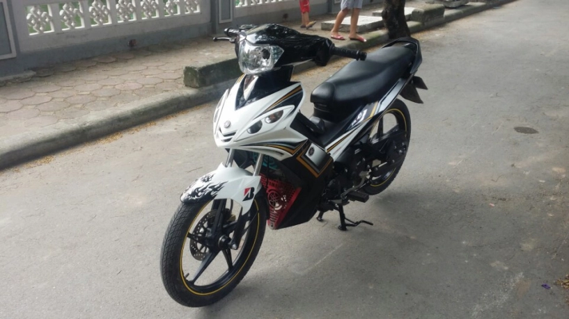 Yamaha exciter 135cc màu trắng đen 2011 biển 30z7-3482 - 6