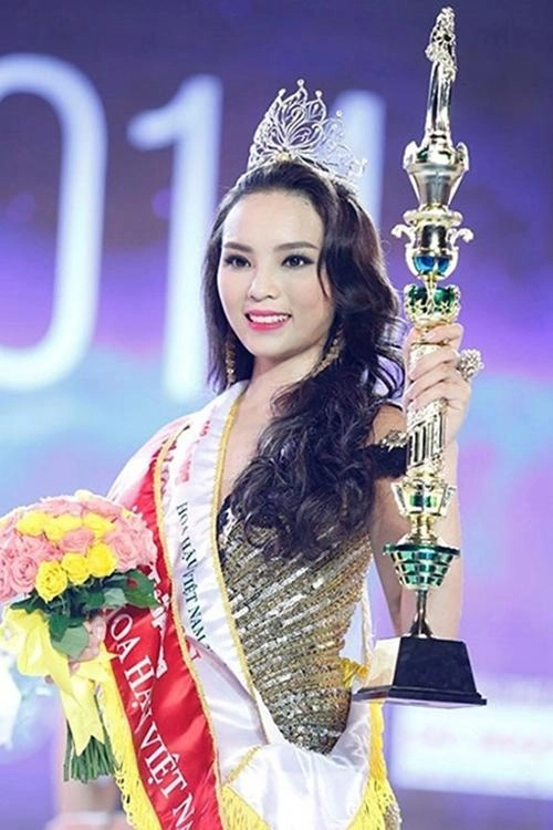 Điểm mặt 4 hoa hậu việt nam từng lỡ hẹn tại miss world - 17