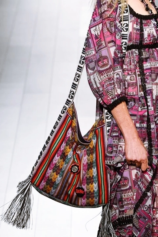 4 kiểu túi mà tín đồ thời trang khao khát có được từ new york fashion week 2018 - 4