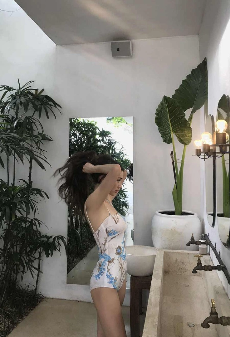 4 style đồ bơi kín cổng cao tường mà vẫn nổi bật đường cong quyến rũ - 3