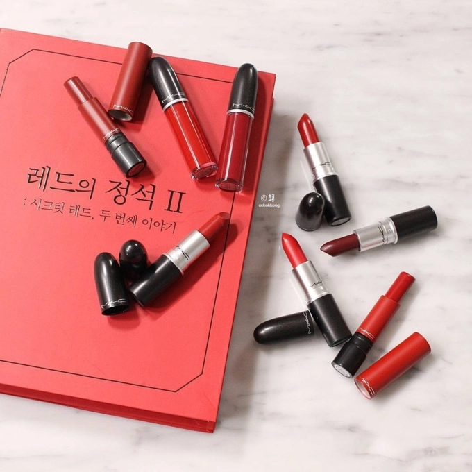 7 set mỹ phẩm mùa lễ hội khiến hội con gái khó lòng bỏ qua - 1