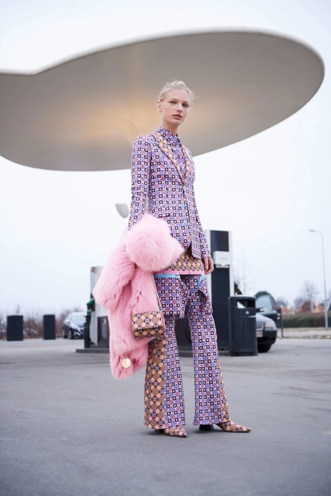 7 xu hướng được dự đoán sẽ chiếm áp đảo street style năm 2018 - 3