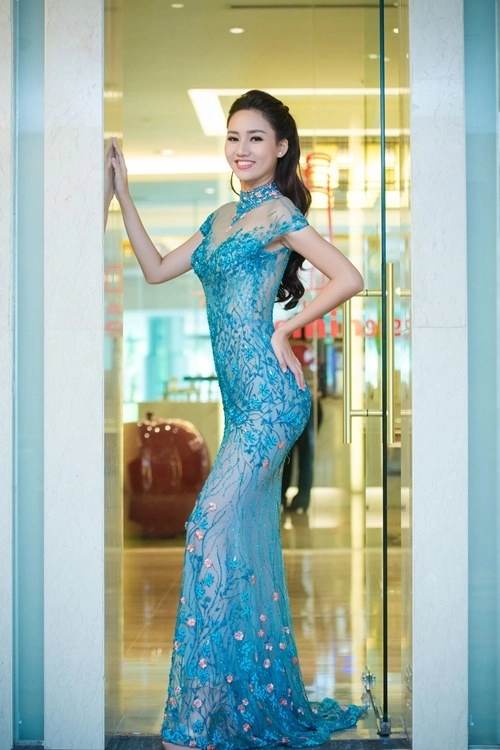 Angela phương trinh khoe vòng 3 100 cm nhưng 5 cô nàng này còn có vòng 3 lên tới 103 cm đây này - 8