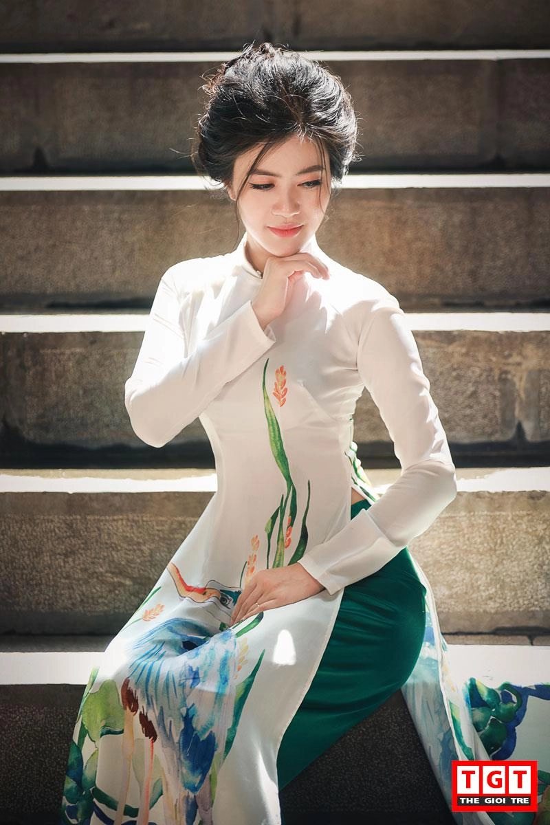 Bà mẹ một con hà thành kiều diễm như mỹ nữ tuổi đôi mươi trong tà áo dài xưa - 6