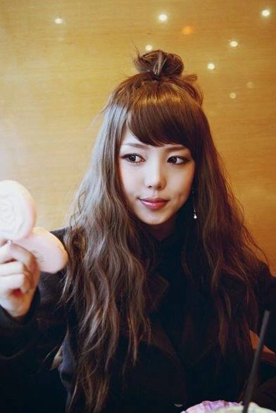 Bạn có biết phù thủy trang điểm pony trông như thế nào vào 10 năm trước không - 2