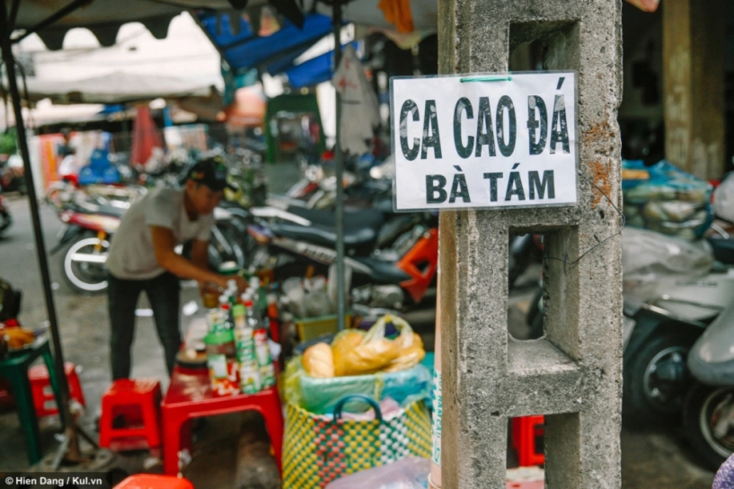 Bạn trẻ sài thành đã thử ăn bánh mì chấm ca cao đá của bà tám chưa - 1