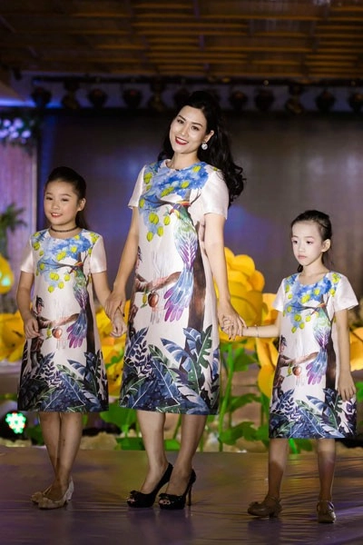 Bất ngờ thấy nguyệt phía trước là bầu trời tự tin sải bước trên sàn catwalk - 5