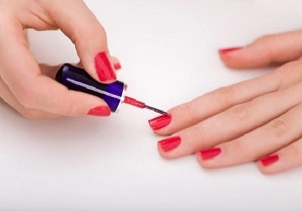 Bí quyết sơn móng tay lên màu cực chuẩn - 2