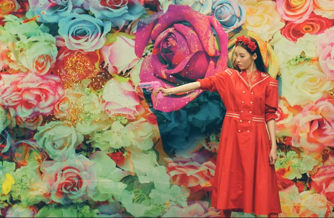 Bóc mác những món hàng hiệu đẹp mê hồn của sunmi trong mv gashina - 6