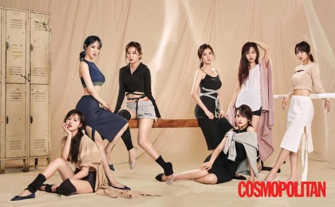 Các girl crush đụng nhau trên tạp chí nàng tiên quốc dân ăn đứt đàn em bởi thần thái sexy khó cưỡng - 7