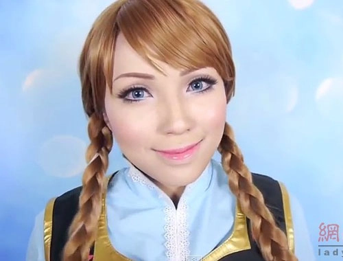 Cô gái có biệt tài hóa trang thành công chúa disney - 6