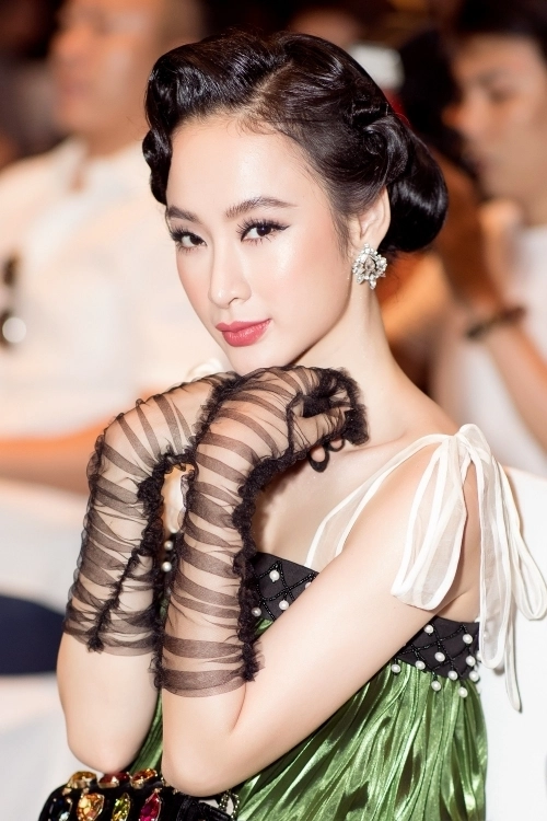 Cứ tưởng angela phương trinh diện chiếc váy này thảm họa lắm rồi cho đến khi nhìn thấy bảo anh - 3