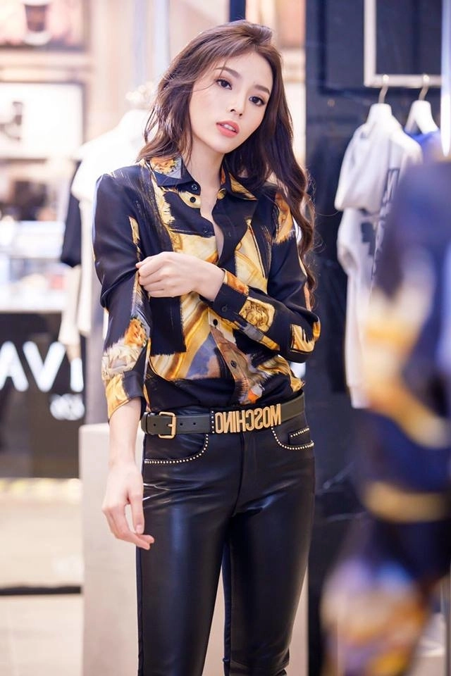 Cùng mê mẩn thời trang menswear kỳ duyên chuẩn bị vượt mặt thanh hằng ở khoản mix - 9