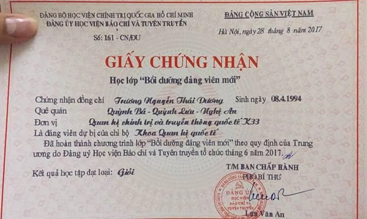 Đẹp trai tài năng học giỏi - 9x trường báo xứng danh con nhà người ta - 4