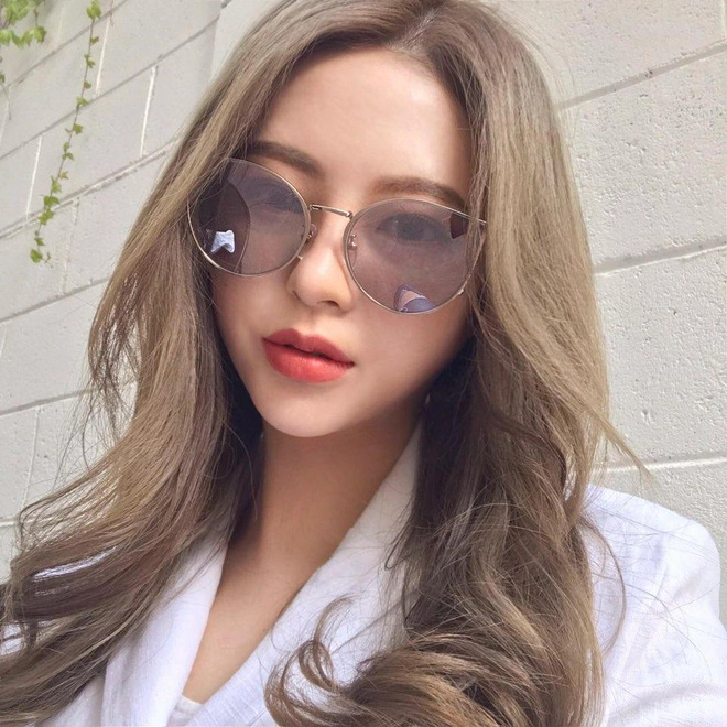 Đi nửa mùa hè rồi liệu bạn đã nhớ hết những hot trend đã và đang gây sốt chưa - 23