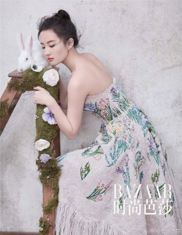 Điểm mặt gọi tên bốn tiểu hoa đán đình đám nhất c-biz ai là người mặc đẹp nhất - 12