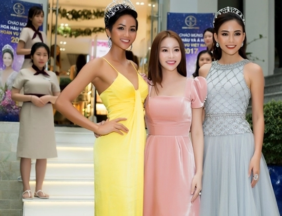 Diện lại đầm cũ của đặng thu thảo mâu thuỷ bất ngờ được khen mặc đẹp - 3