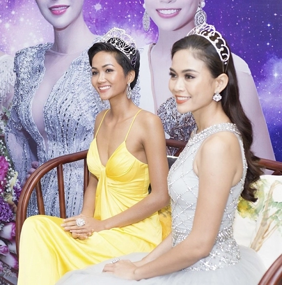 Diện lại đầm cũ của đặng thu thảo mâu thuỷ bất ngờ được khen mặc đẹp - 5
