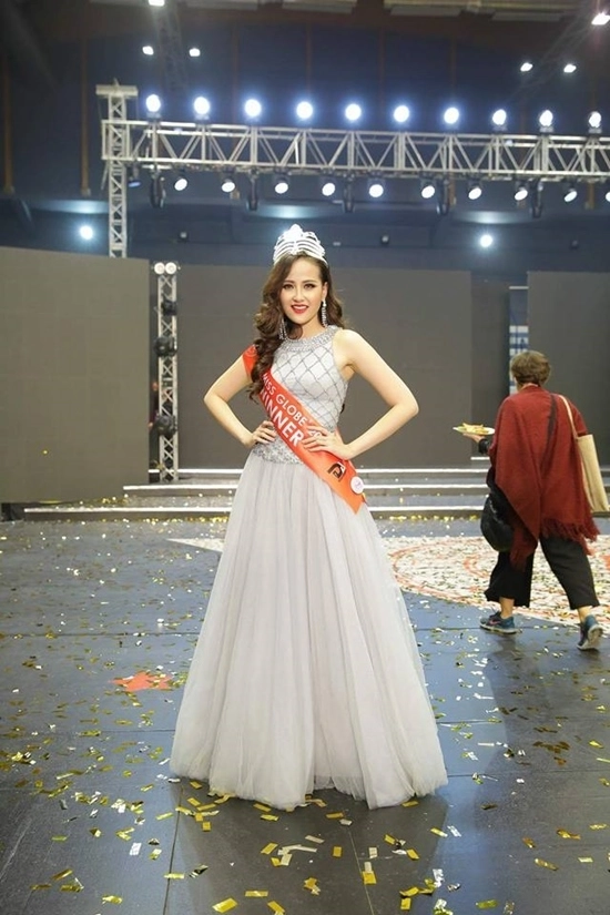 Diện lại đầm cũ của đặng thu thảo mâu thuỷ bất ngờ được khen mặc đẹp - 10