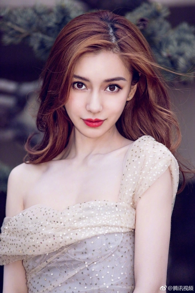 gái một con angelababy đẹp hết phần thiên hạ chiếm toàn bộ spotlight tại sự kiện của dior - 3