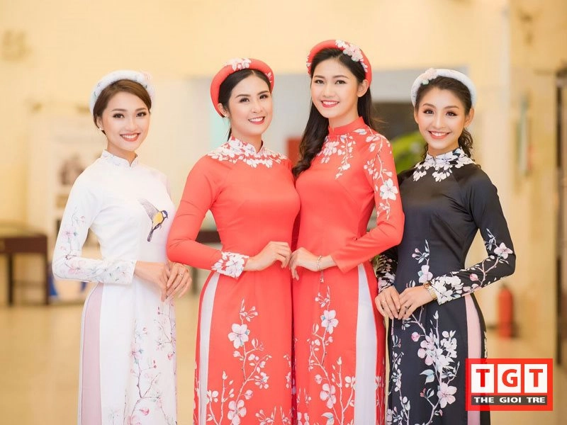 Gia đình mc phan anh diện áo dài ngọc hân catwalk trên sàn diễn thời trang - 5