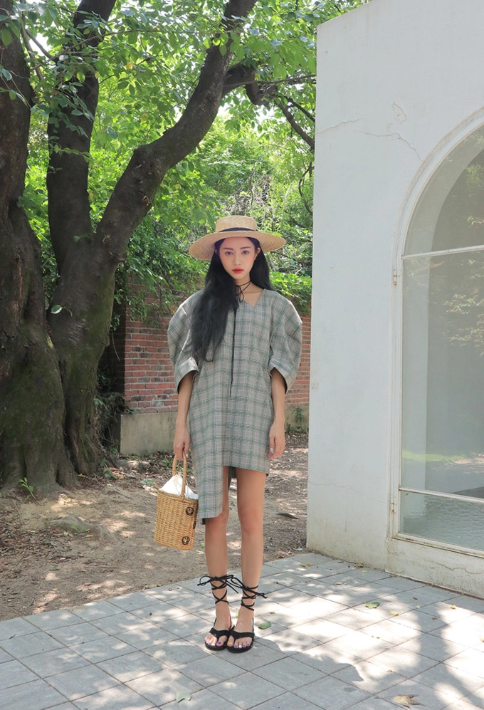 Giới trẻ hàn quốc đang ngất ngây con gà tây với style đầm tay phồng cực đáng yêu - 4