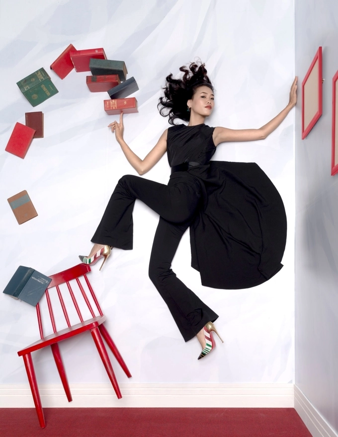 Hé lộ bí mật đằng sau những bức ảnh treo ngược của thí sinh next top model - 5