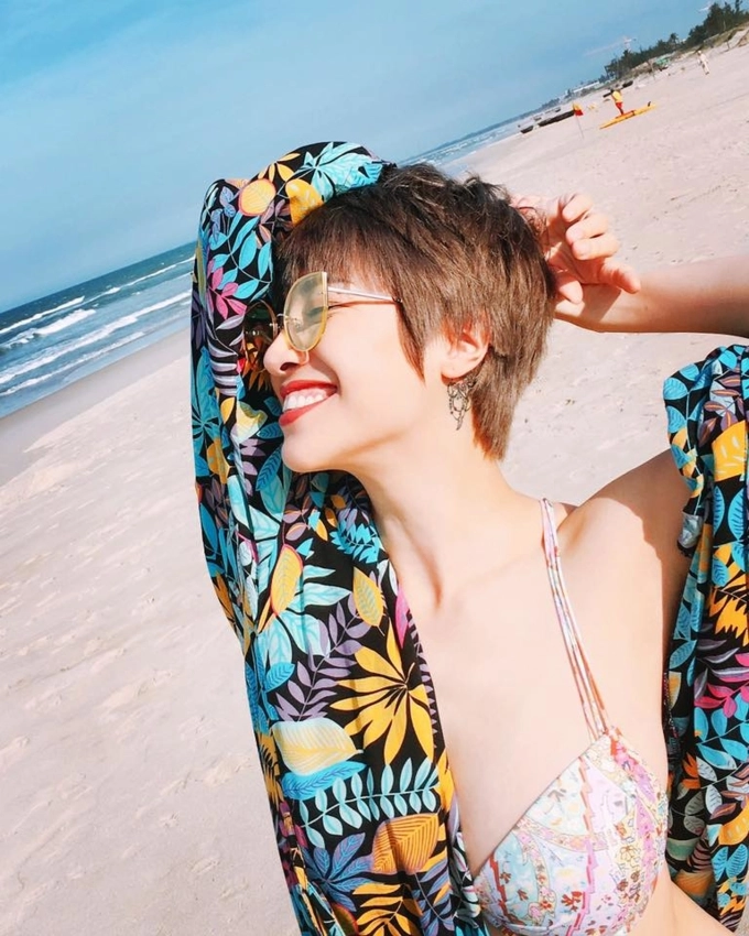 Hè sang mỹ nhân việt đua nhau đốt mắt với bikini fan rất khó để xác định ai sẽ là nữ hoàng bikini lúc này - 6