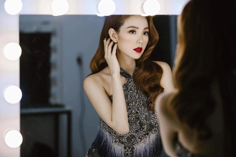 Hot minh hằng chính thức ngồi ghế nóng the face 2018 - 4