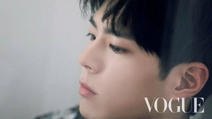 Kang daniel lee jong suk cùng park bo gum chiếm sóng tạp chí thời trang tháng 1 - 8