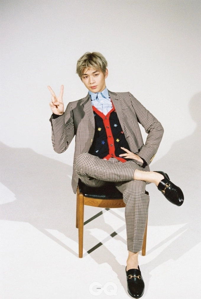 Kang daniel lee jong suk cùng park bo gum chiếm sóng tạp chí thời trang tháng 1 - 12