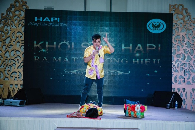 khởi sắc hapi nữ ceo xinh đẹp tri ân hệ thống và ra mắt thương hiệu mỹ phẩm thiên nhiên - 8