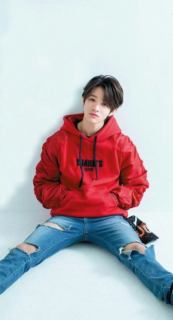 Kim samuel hoàng tử lai có gu thời trang chất chơi và sành điệu chuẩn fashionista mới của kpop - 5