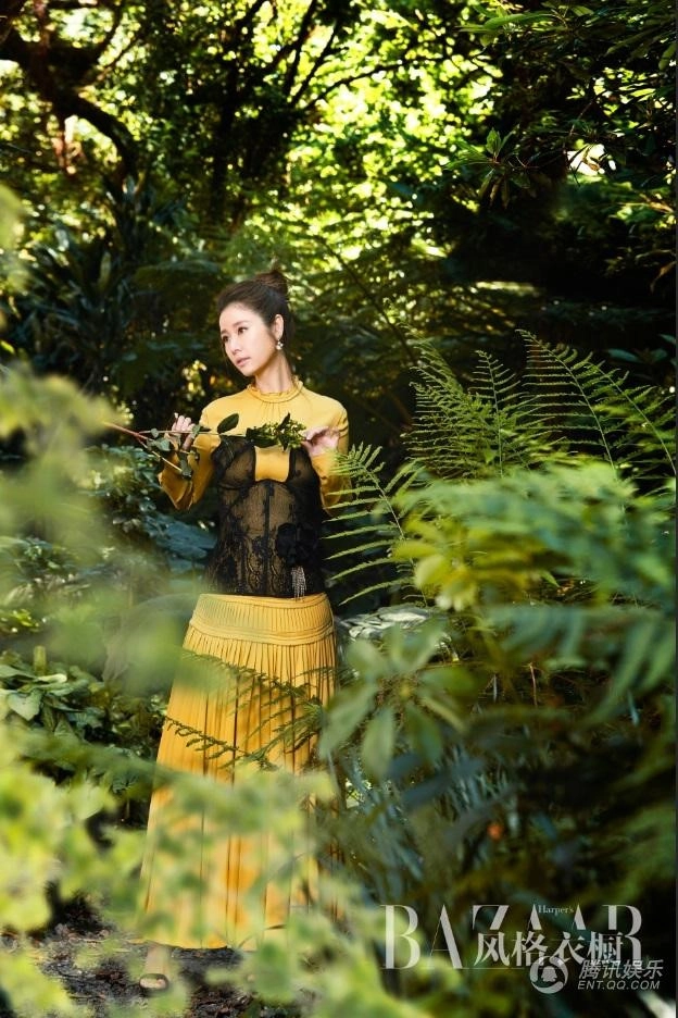 Lâm tâm như khoe vẻ đẹp không thể chạm vào cũng chẳng thể rời xa - 3