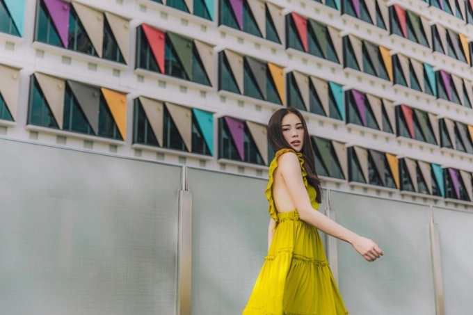 Linh rin dẫn đầu xu hướng thời trang hè 2018 với áo đầm gợi cảm - 8