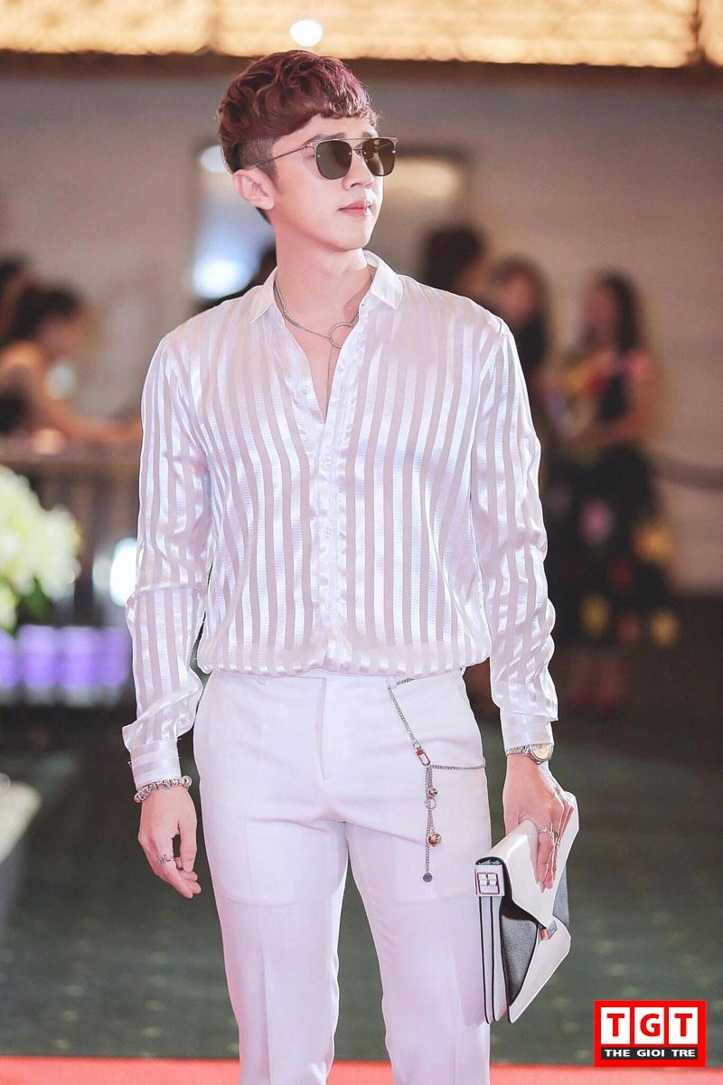 Minxu quốc minh diện đồ gần 200 triệu tới vifw 2017 - 9